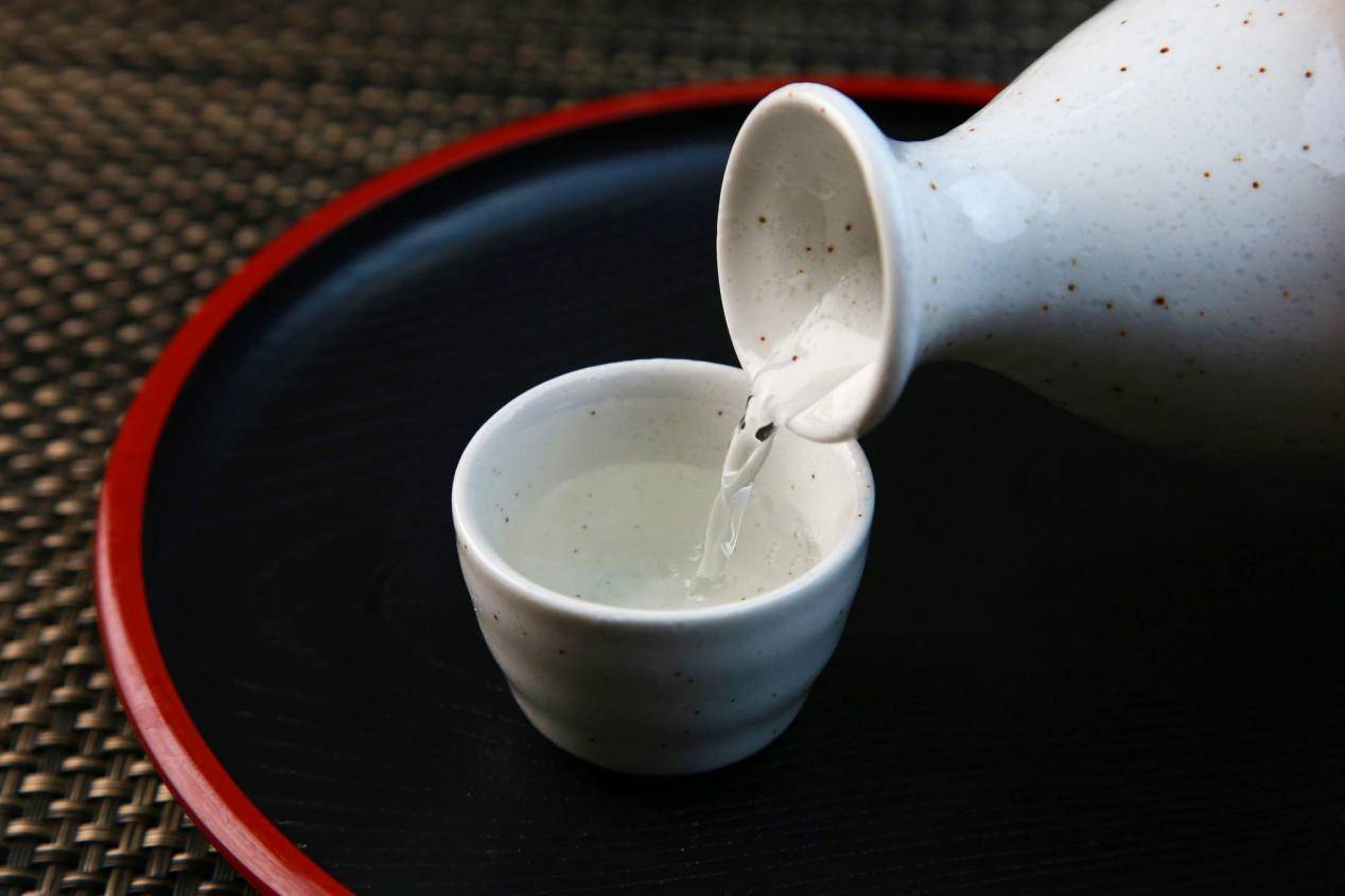 愛喝(hē)酒，小(xiǎo)心“肝”